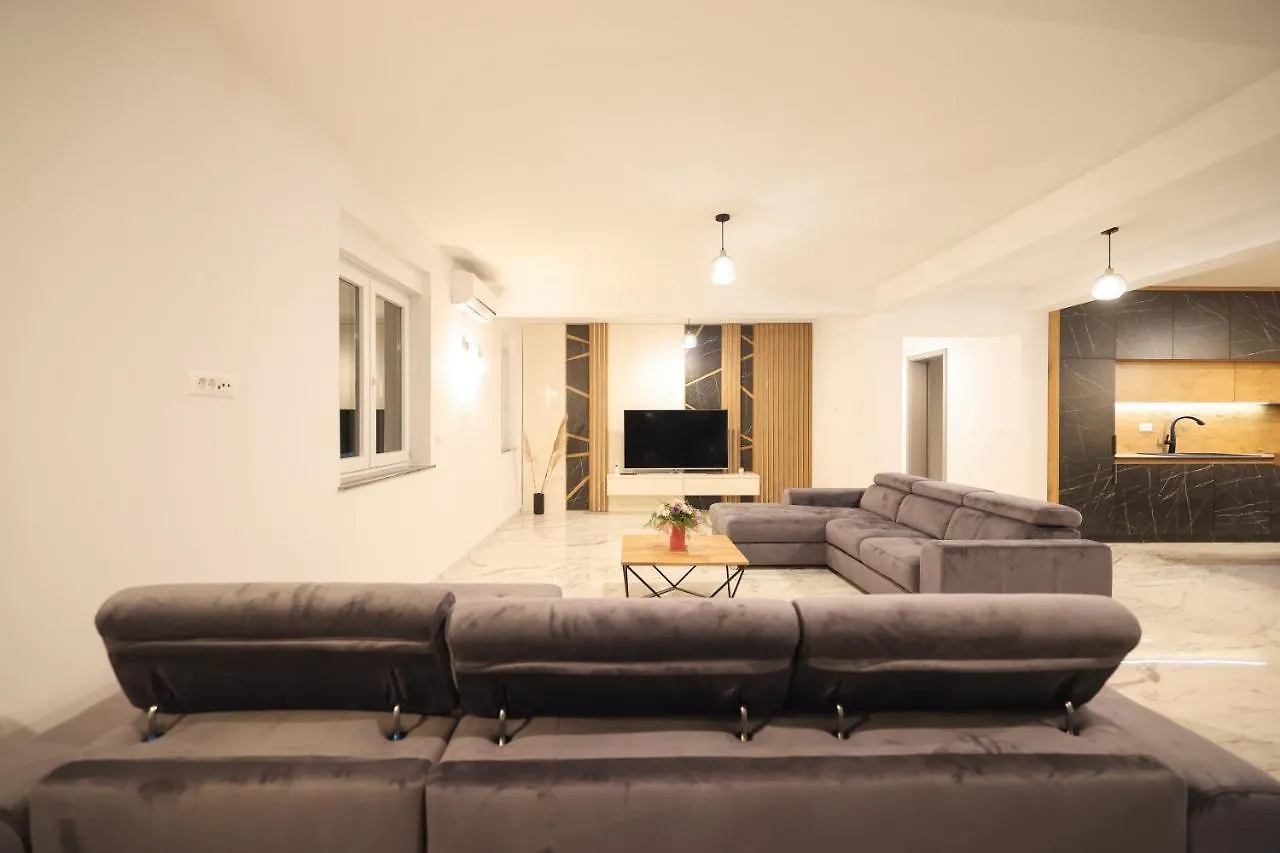 Rhapsody In Green - Luxury Villa In Zadar Crno