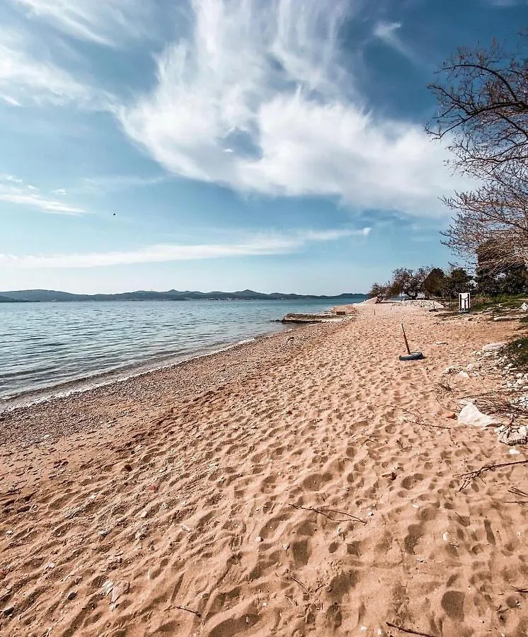 Rhapsody In Green - Luxury Villa In Zadar Crno