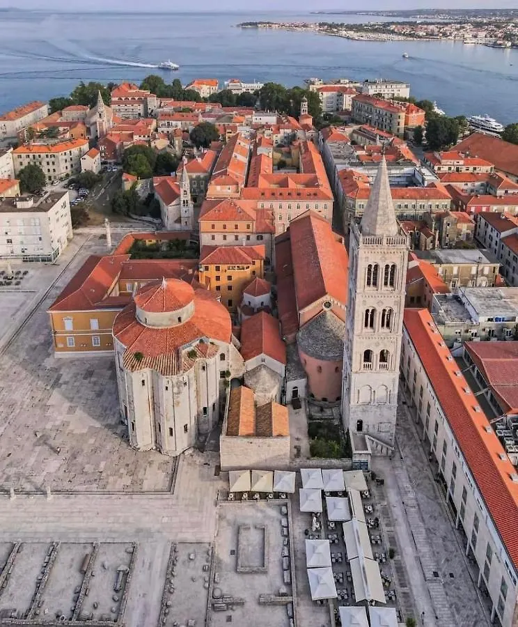 Rhapsody In Green - Luxury Villa In Zadar Crno